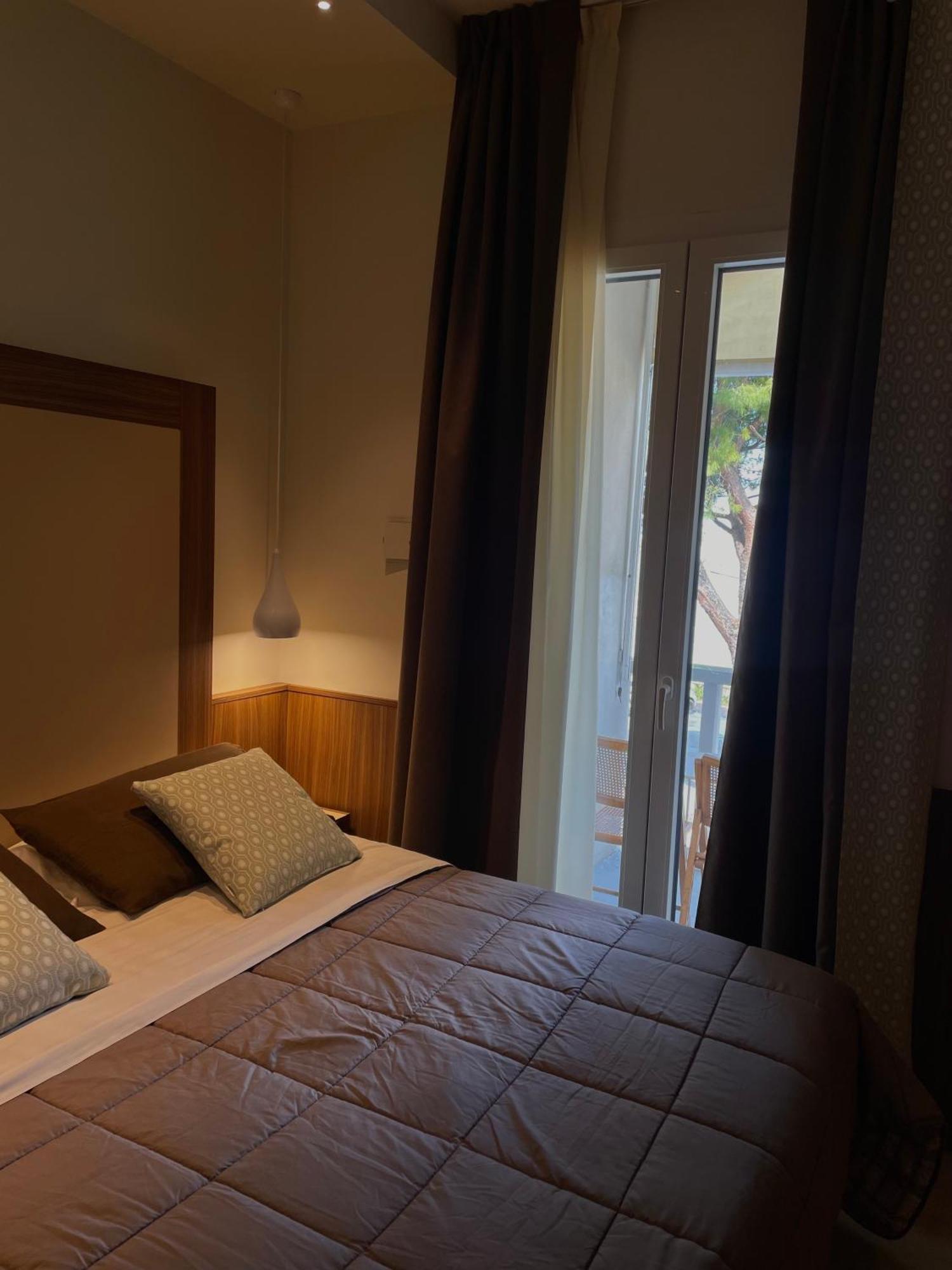 B&B Everest Bar Ristorantino กาบิชเชมาเร ภายนอก รูปภาพ